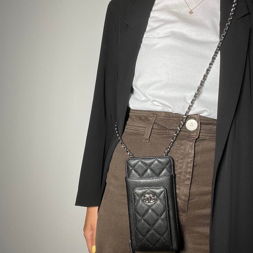 Authentic Chanel O Phone Card Holder Crossbody Bag Quilted Caviar Black